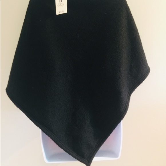 New With Tags Poncho - Picture 3 of 4